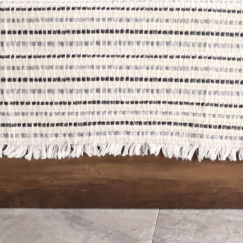 Jakarlı Dolgulu Müslin Yatak Örtüsü Lacivert