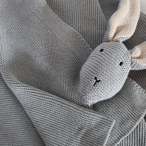 Organik Pamuk Tavşan Figürlü Örgü Battaniye Gri - 70x140
