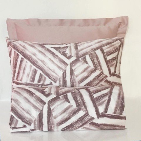 Pembe çift kişilik düz çarşaf nevresim takımı 240x260 yastık kılıflı ev tekstili seti