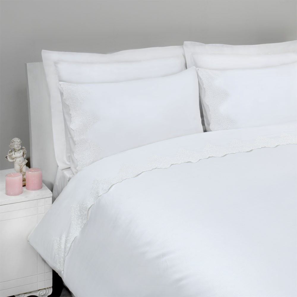 Nazik Güpür Nevresim Takımı