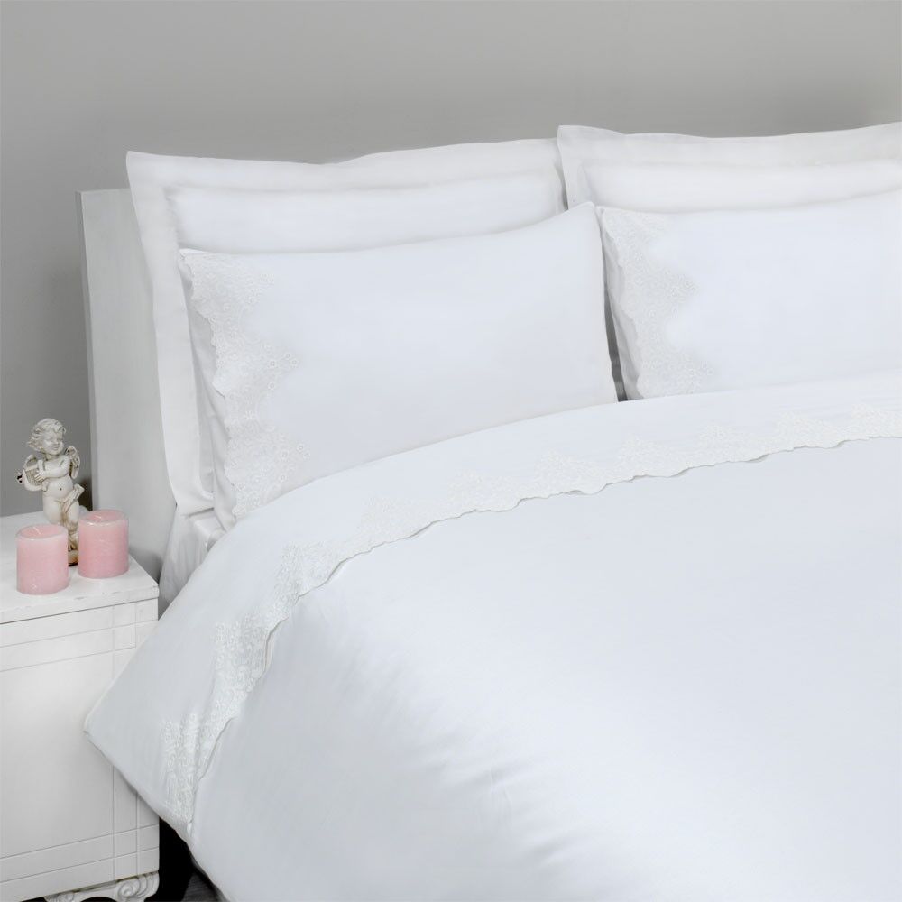 Nazik Güpür Nevresim Takımı King Size - Düz Çarşaf