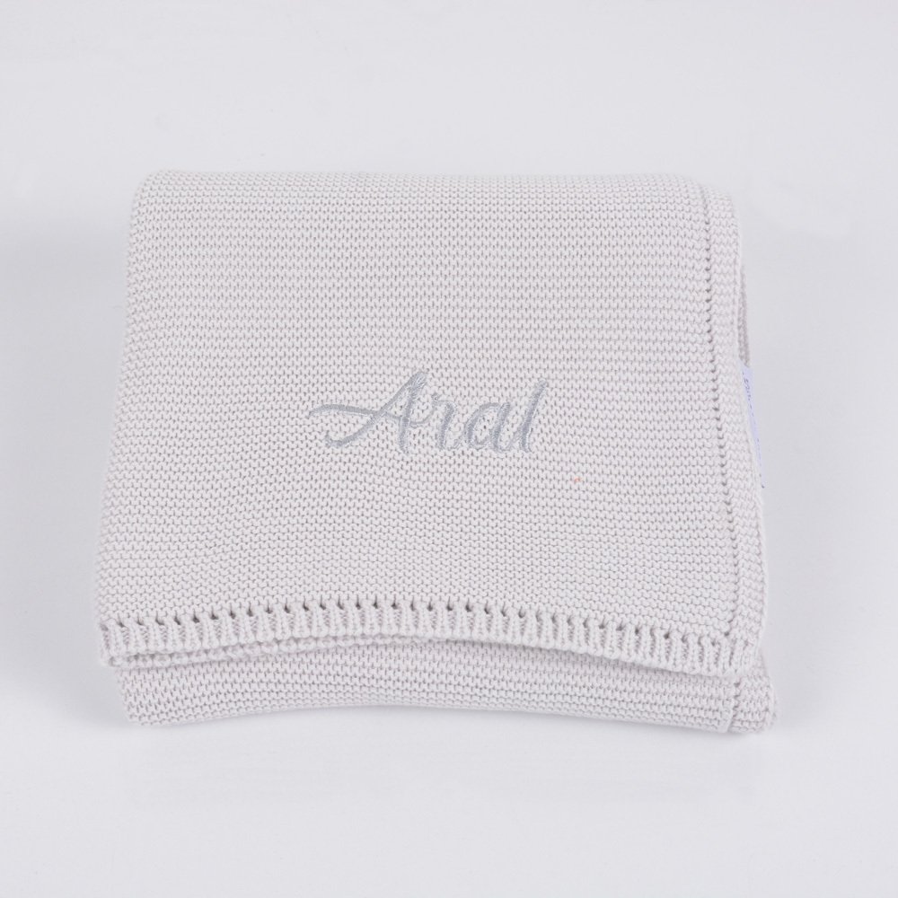 Kişiye Özel Nakışlı Bebek Pamuk Düz Örgü Battaniye Bej