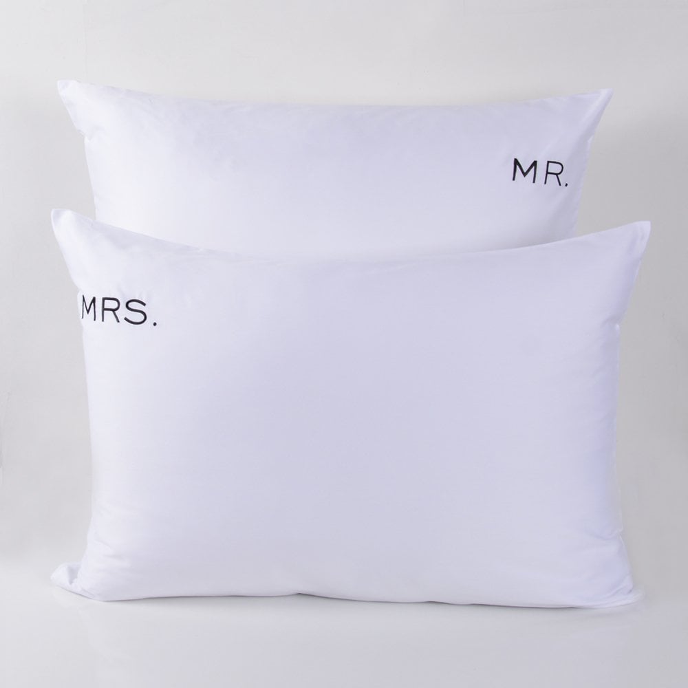MR. MRS. Nakışlı Yastık Kılıfı Black - Standart Yastık Kılıfı - 80 Tel Kumaş
