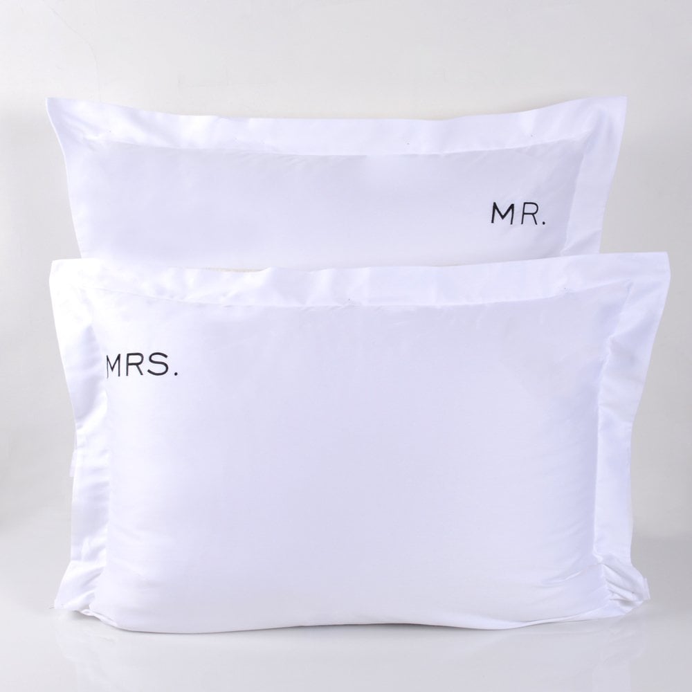 MR. MRS. Nakışlı Yastık Kılıfı Black - Volanlı Yastık Kılıfı - 80 Tel Kumaş