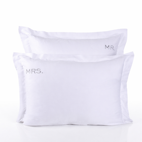 MR. MRS. Nakışlı Volanlı  Yastık Kılıfı