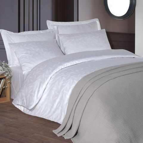 120 Tel İplik %100 Pamuk Saten Tüy Beyaz Jakar Nevresim Takımı Premium Collection