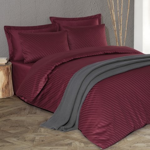 120 Tel İplik %100 Pamuk Saten Verev Jakar  Nevresim Takımı Bordo - King Size - Fitted Çarşaf