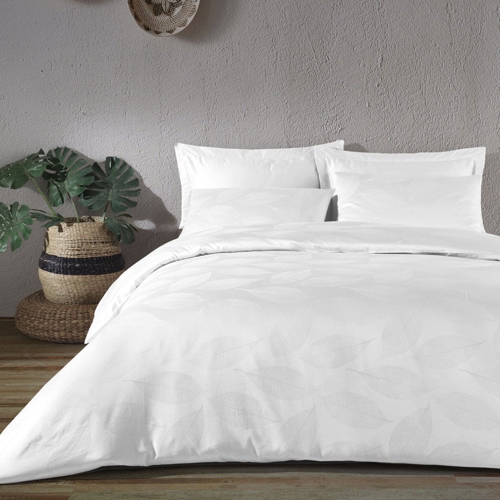 120 Tel İplik %100 Pamuk Saten Yaprak Jakarlı Saten Çift Kişilik Nevresim Takımı Beyaz - King Size - Düz Çarşaf